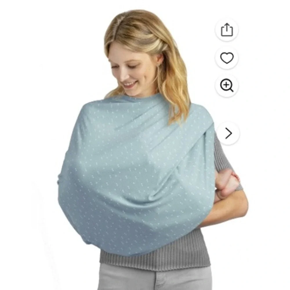 Munchkin Brica Antimicrobial Nursing Car‎ seat Cover Gray White Dot Print Snaps